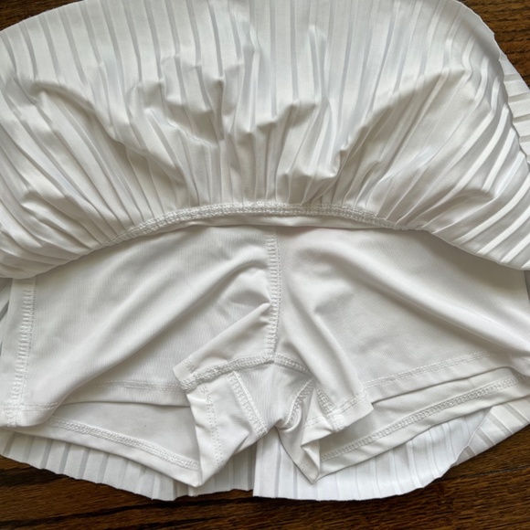 Girls Lucky In Love Tennis Tank and Pleated Skirt Size 7-8 - Picture 3 of 7